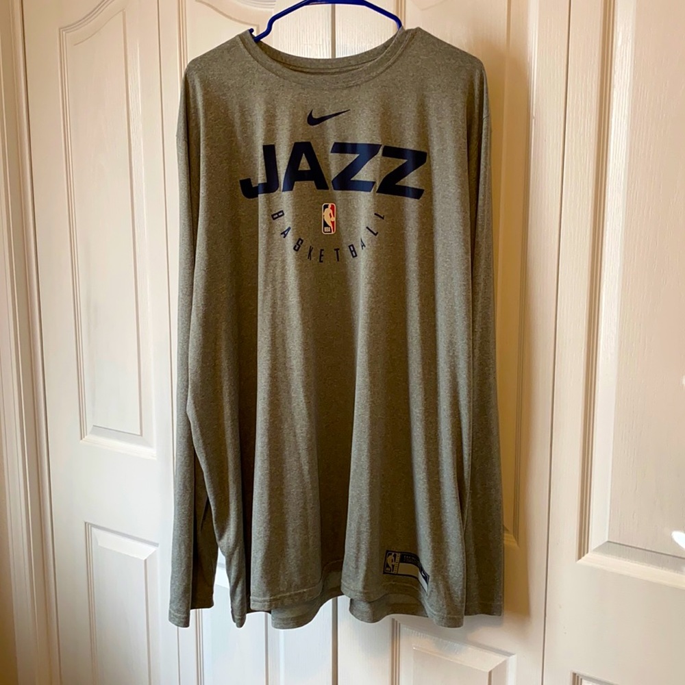 Nike Utah Jazz Long Sleeve T-shirt!